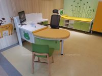 儿科诊室配套 医用家具 诊桌 诊椅 诊凳